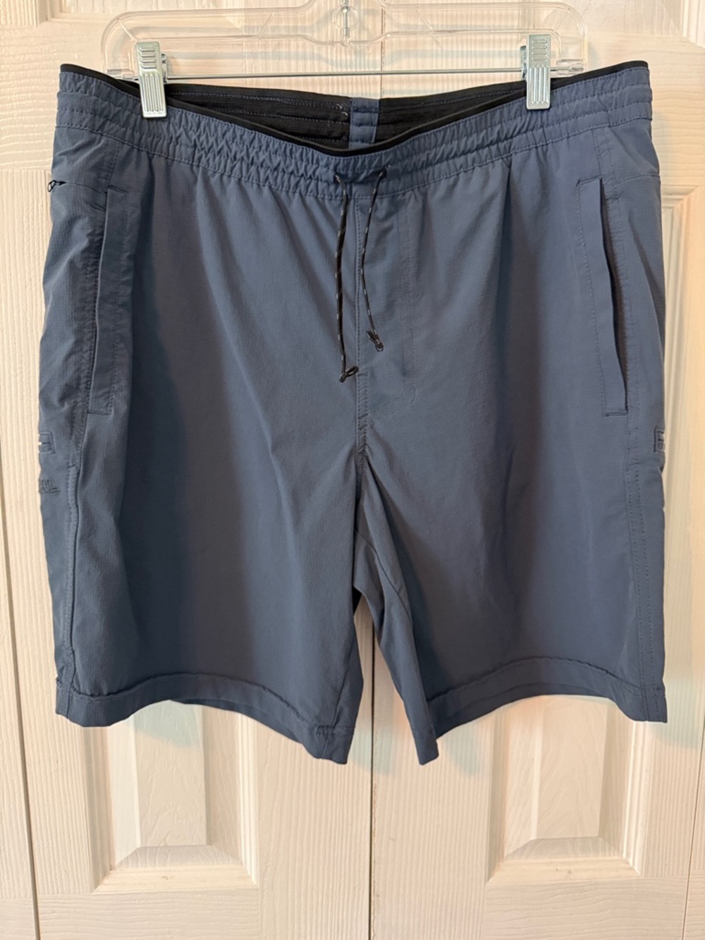 KÜHL Grey Ultra-lightweight performance short with stretch Sz L
